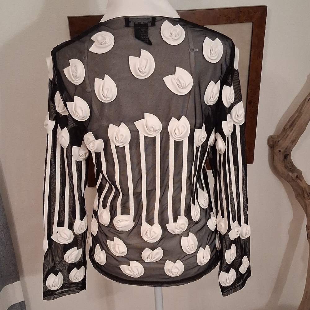 Weavz Black and White Floral Bomber Jacket - Picture 5 of 10